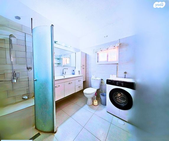 דירת גן, אנטיגונוס, ירושלים