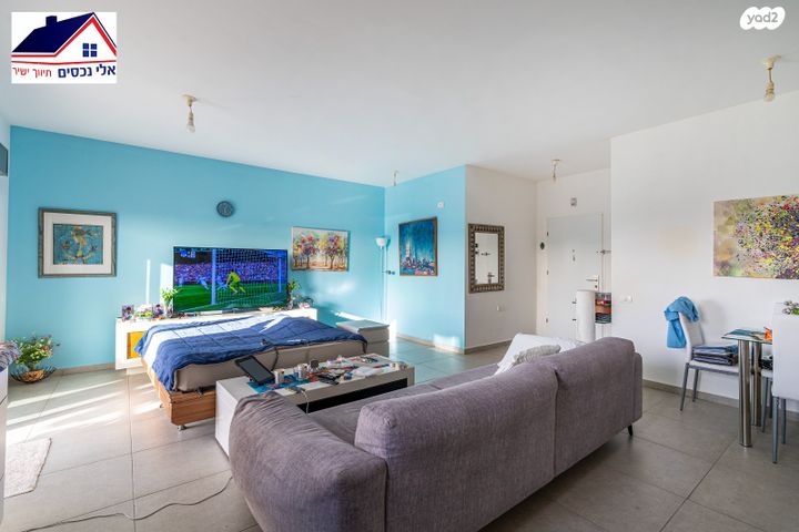 דירה, סביון 32, הפרחים, חריש