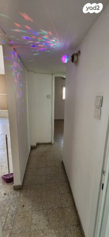 דירה, בנימין זאב באכר, תל חיים, תל אביב יפו