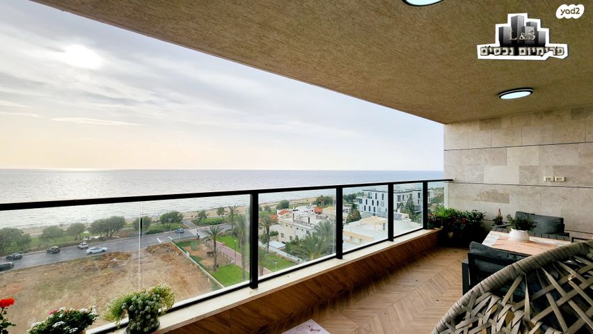 גג/ פנטהאוז, העלייה, נהריה