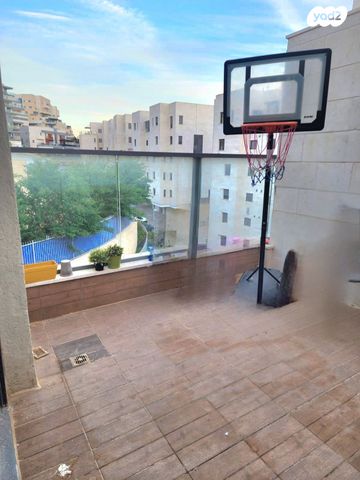 דופלקס, יער בן שמן, נופים, מודיעין מכבים רעות