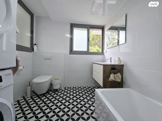 דירה, רעננה