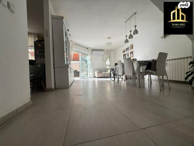 בית פרטי/ קוטג', מאיר ג'יניאו, רמות, ירושלים