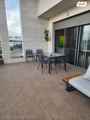 דופלקס, יער בן שמן, נופים, מודיעין מכבים רעות