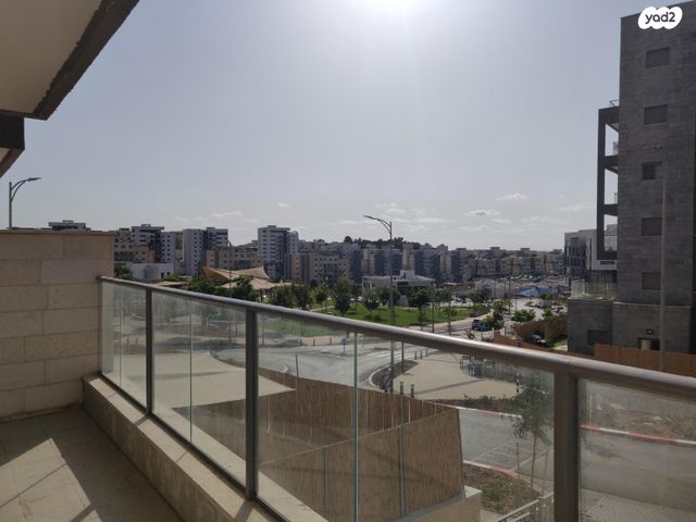 דירה, אודם, חריש