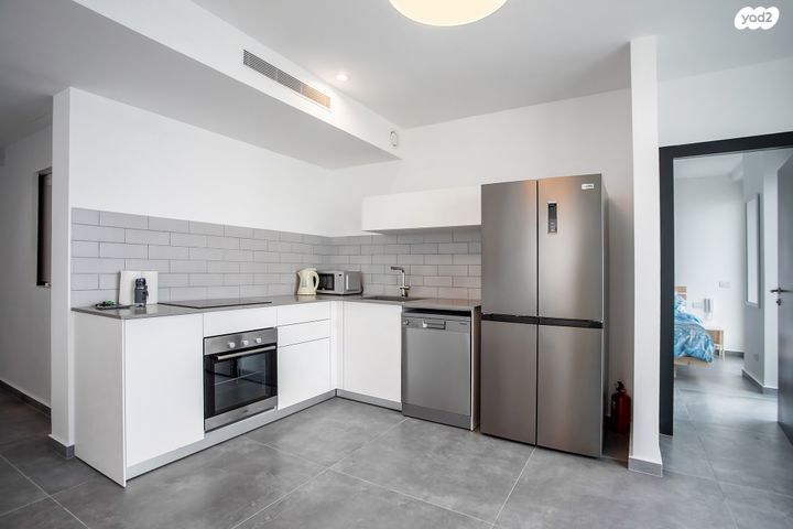 דירה, כ"ג יורדי הסירה, תל אביב יפו