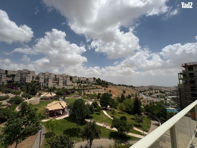 קורץ 