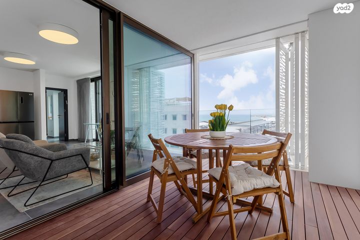 דירה, כ"ג יורדי הסירה, תל אביב יפו