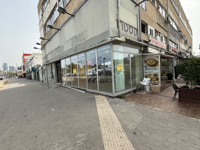 חנויות/ שטח מסחרי, שלבים 2, גבעת הרצל, אזור המלאכה יפו, תל אביב יפו