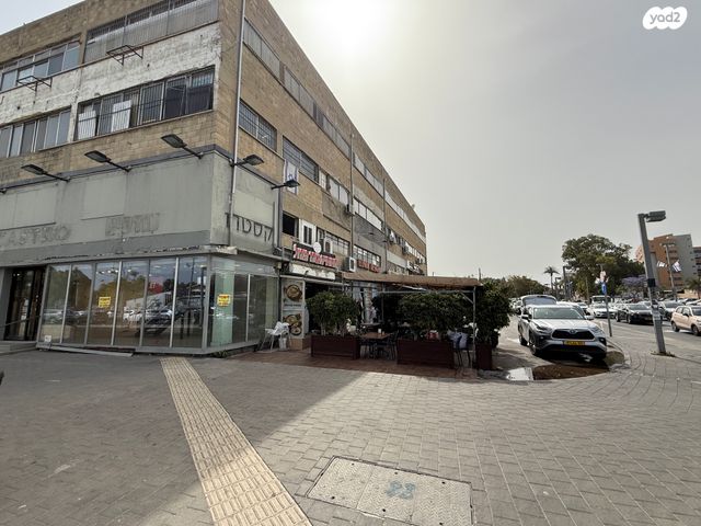 חנויות/ שטח מסחרי, שלבים 2, גבעת הרצל, אזור המלאכה יפו, תל אביב יפו