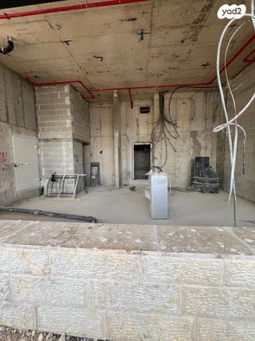 יצחק ארנסט נבנצל 