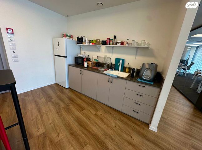 משרדים, תובל, בורסה, רמת גן