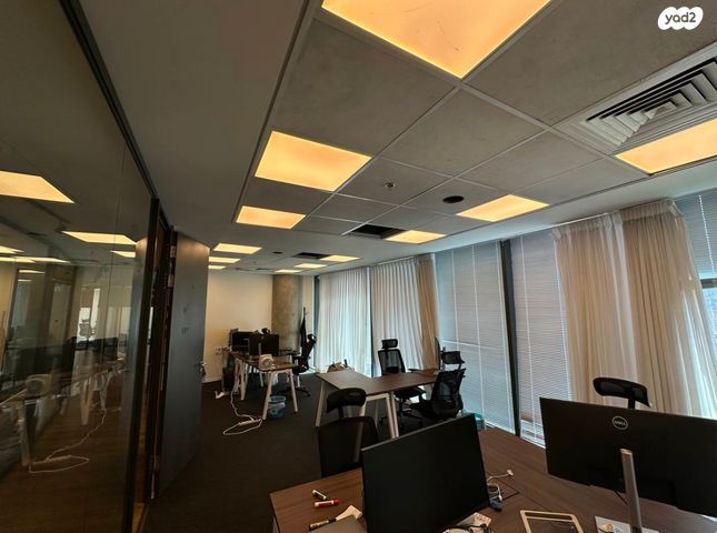 משרדים, תובל, בורסה, רמת גן