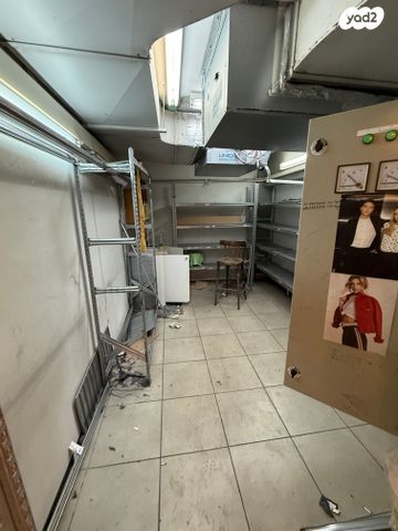 חנויות/ שטח מסחרי, שלבים 2, גבעת הרצל, אזור המלאכה יפו, תל אביב יפו