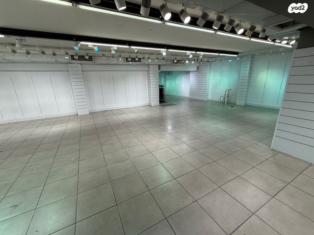 חנויות/ שטח מסחרי, שלבים 2, גבעת הרצל, אזור המלאכה יפו, תל אביב יפו