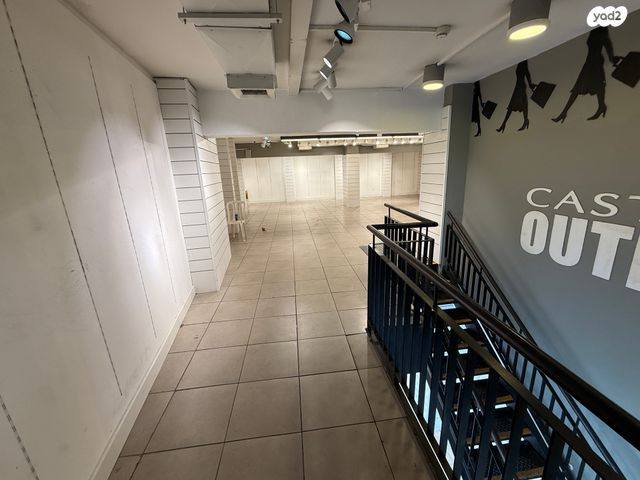 חנויות/ שטח מסחרי, שלבים 2, גבעת הרצל, אזור המלאכה יפו, תל אביב יפו