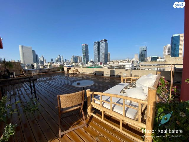 משרדים, מונטיפיורי, הרכבת, תל אביב יפו