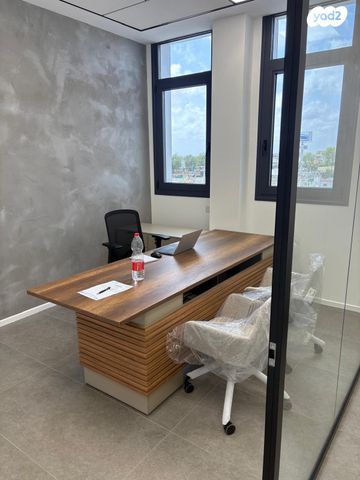 משרדים, ההדרים 5, קרית איתנים, אשדוד