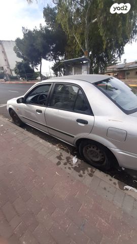 מודעת רכב מאזדה 323