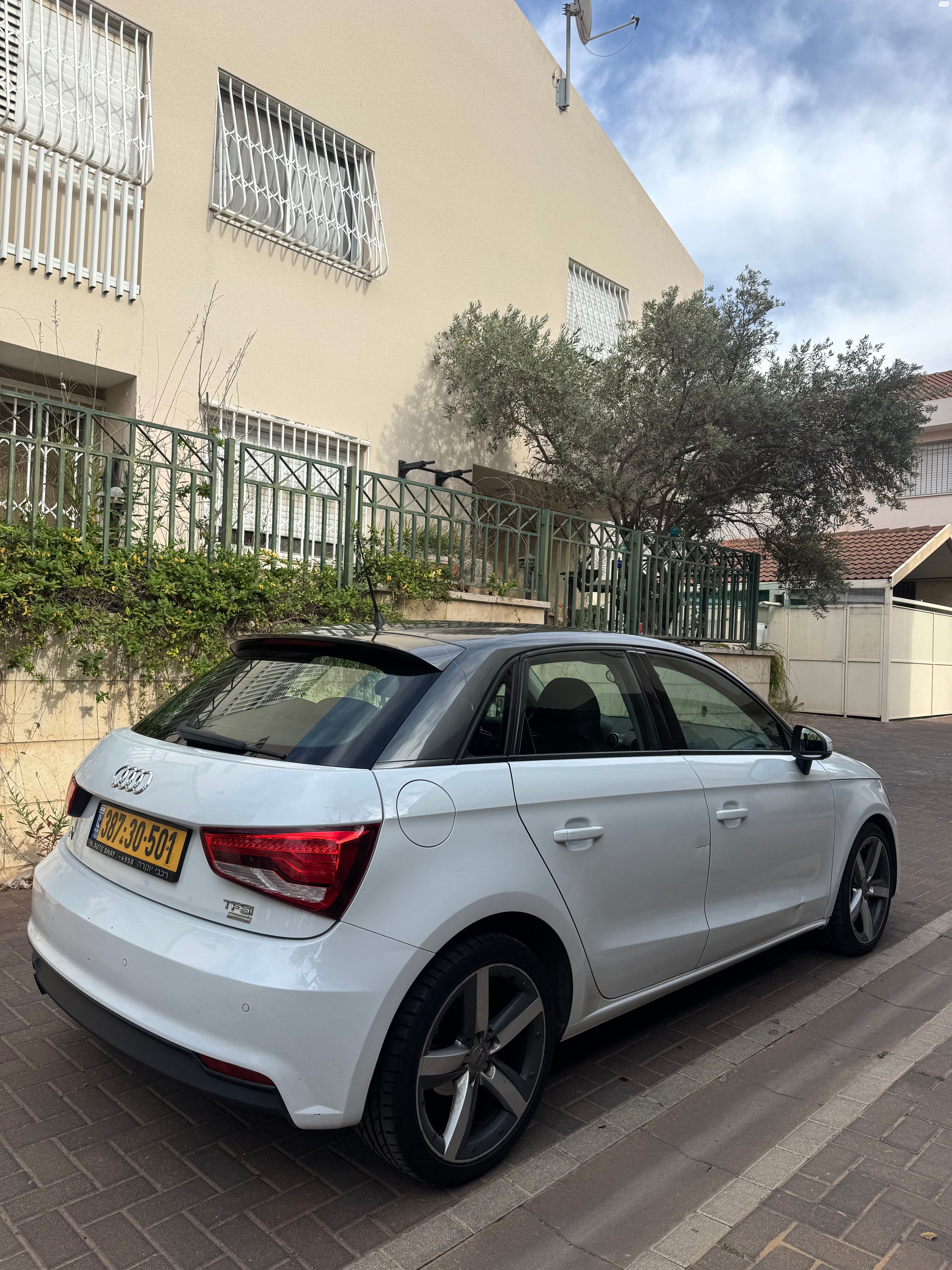 מודעת רכב אאודי A1