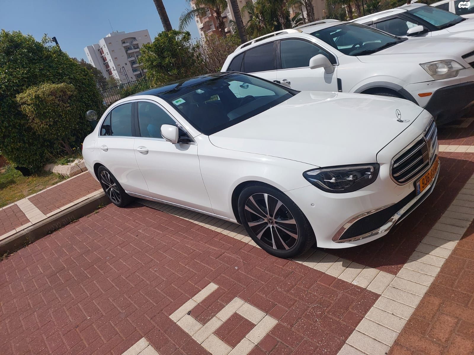 מודעת רכב מרצדס-בנץ E-class