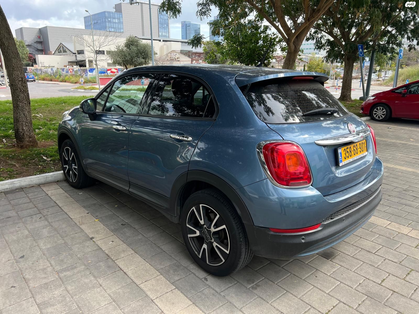 מודעת רכב פיאט 500X