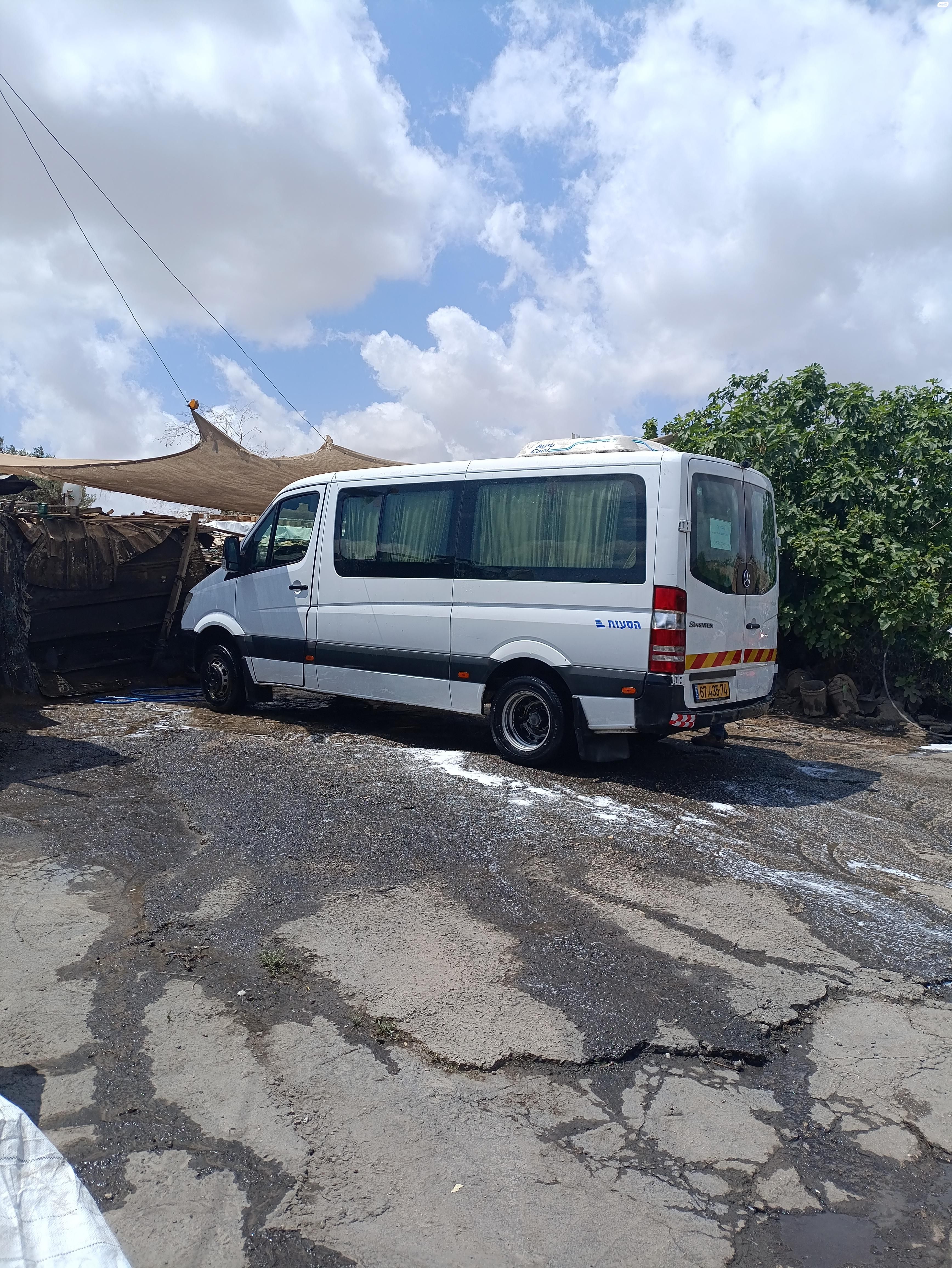 מודעת רכב מרצדס-בנץ ספרינטר