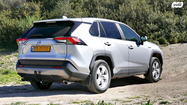 מודעת רכב טויוטה RAV4