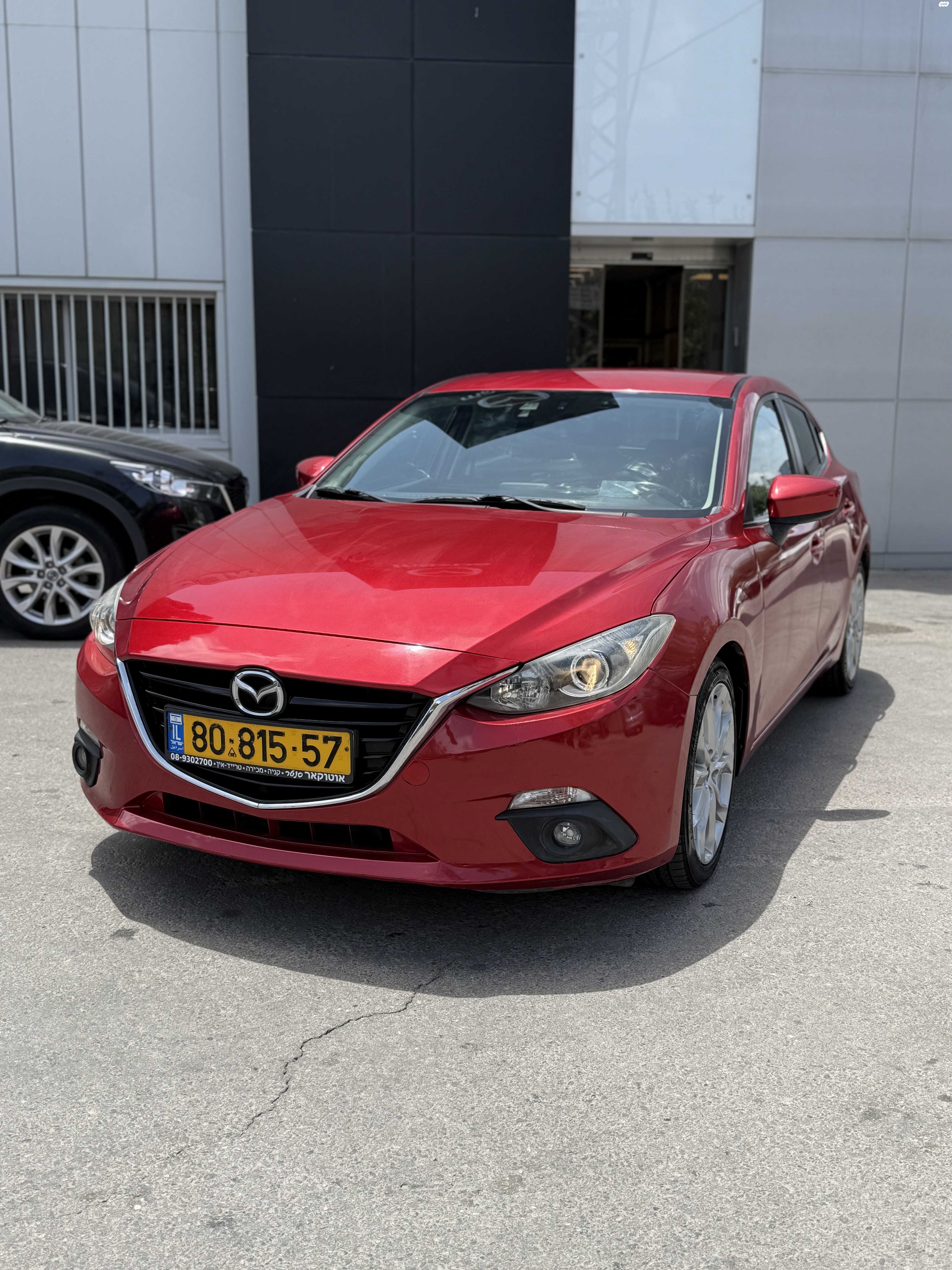 מודעת רכב מאזדה 3