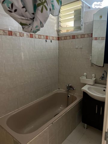 דירה, יציאת תש"ז 1, ההעפלה, קרית גת