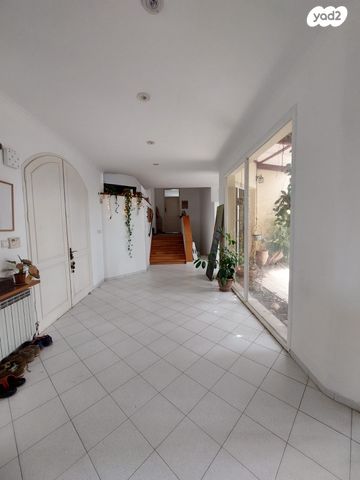 בית פרטי/ קוטג', פרדס חנה כרכור