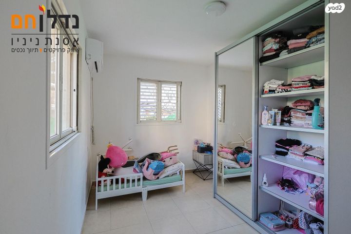 דירת גן, הרי גלעד, יד התשעה, שביב, הרצליה