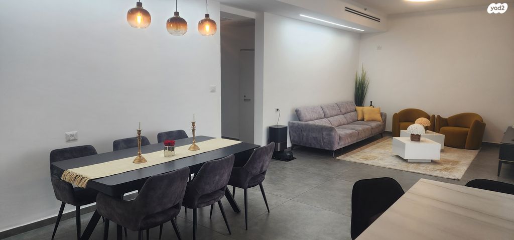 גג/ פנטהאוז, שדרות הרב משה שמואל שפירא, פארק המושבה, באר יעקב