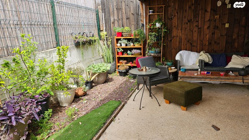 דו משפחתי, נאות הדרים, גן יבנה