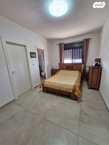 דירה, וייצמן, עיר, מרכז העיר, נהריה