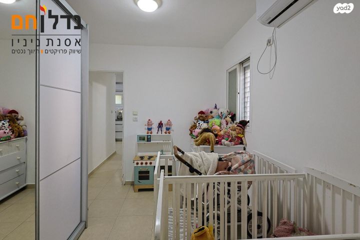 דירת גן, הרי גלעד, יד התשעה, שביב, הרצליה