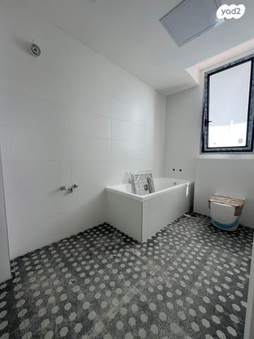 דירה, השבטים, דרום מזרח, בת ים