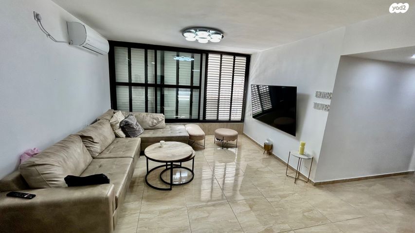 יהושע רבינוביץ 