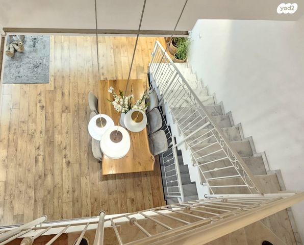 בית פרטי/ קוטג', נאות רבין, יבנה