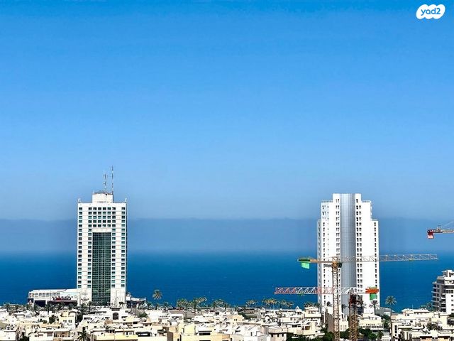 גג/ פנטהאוז