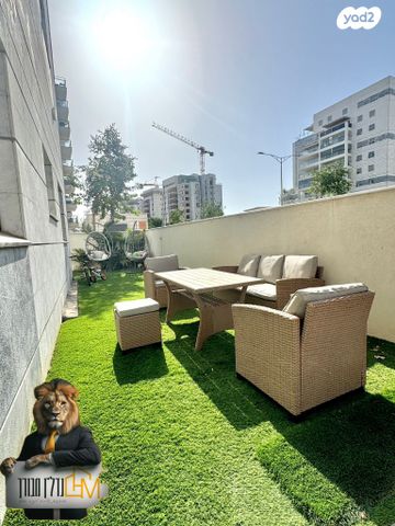 דירת גן, יצחק שמיר, נווה שרון / שער העיר, נתיבות