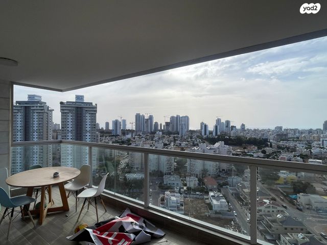 דירה, גאולה כהן, נוף השרון, נתניה