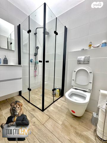 דירת גן, יצחק שמיר, נווה שרון / שער העיר, נתיבות