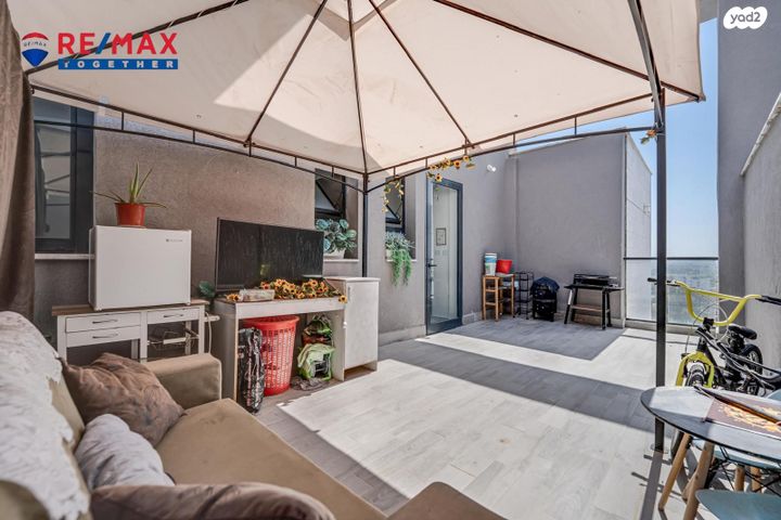 גג/ פנטהאוז, הראשונים, רובע א', אשדוד