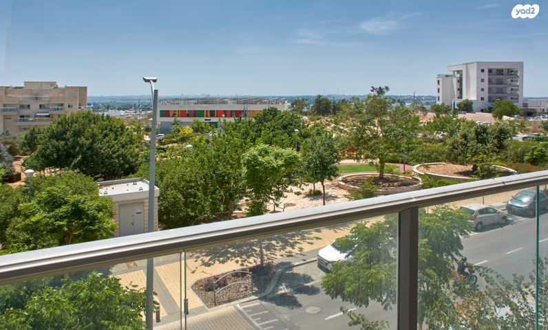 דירה, גפן 25, החורש, חריש