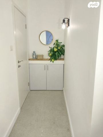 דירה, יוסף, הדר מרכז, חיפה