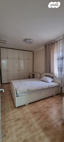 דירת גן, שדרת הבשן, גליקסון, קרית גת