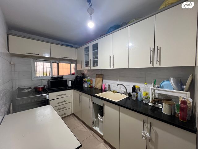 דירה, הרצל, שאר העיר, קרית עקרון