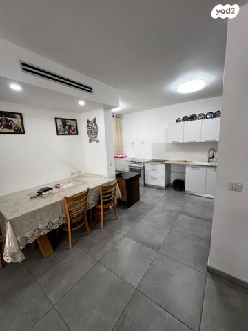 דירה, רפיח ים, נתיבות