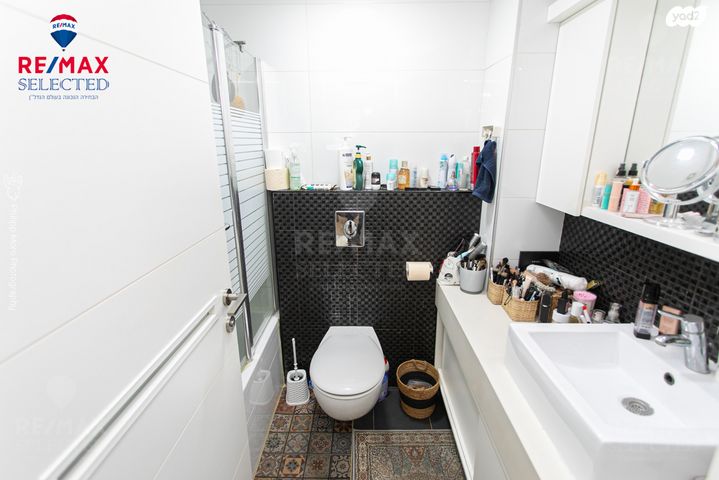 דירה, שדרות אבא חושי 149, חיפה